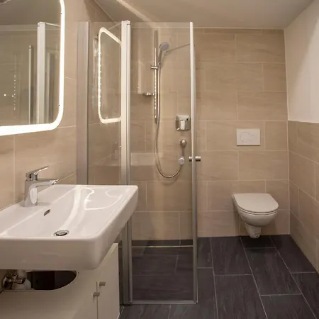 Cozy 1-bedroom In Center Апартаменты Инсбрук